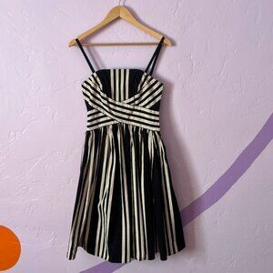 Anthropologie Viola Regatta Dress, great condition